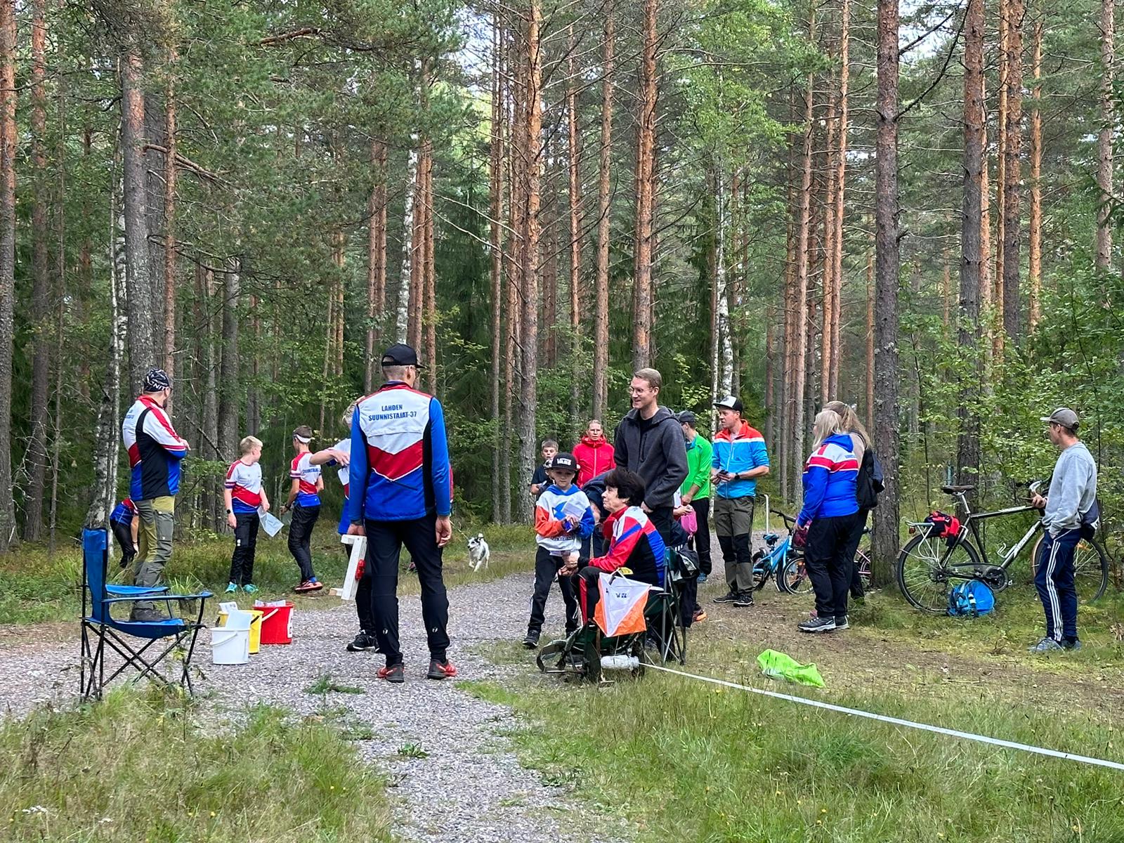 Lasten Seuranmestaruudet Ratkottiin Tapanilassa | Lahden Suunnistajat -37